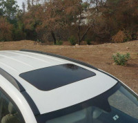 Mahindra XUV 500 W10