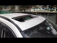 Mahindra XUV 500 W10