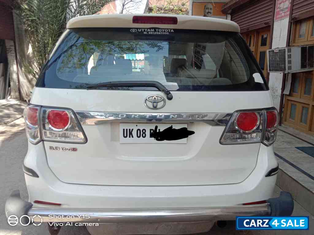 Toyota Fortuner 3.0 2wd at fe