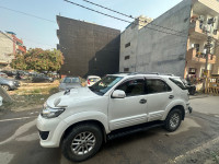 Toyota Fortuner 3.0 2wd at fe