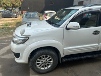 Toyota Fortuner 3.0 2wd at fe