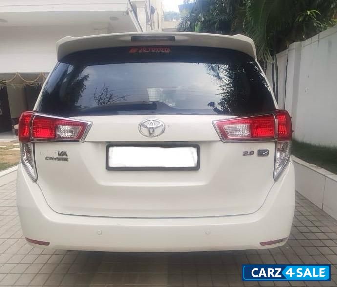 Toyota Innova Crystal ZX 2.8L