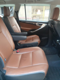 Toyota Innova Crystal ZX 2.8L