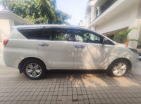 Toyota Innova Crystal ZX 2.8L