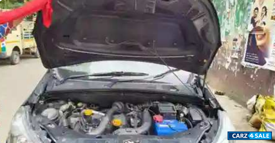 Royal Orchid Renault Lodgy 85 PS RXL World Edition 2016 Diesel