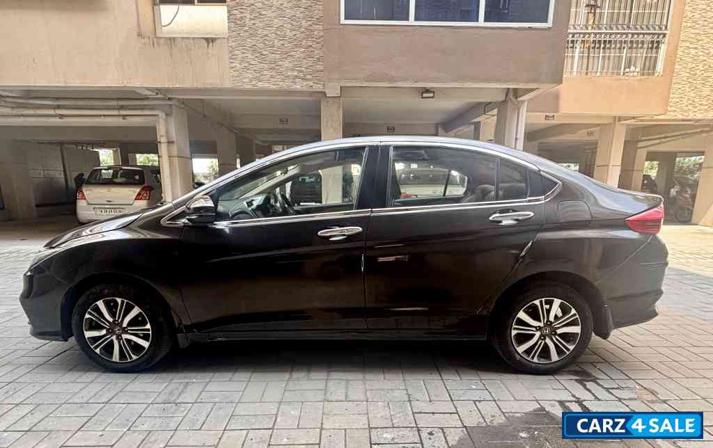 Gol Brown Honda City I-Dtec