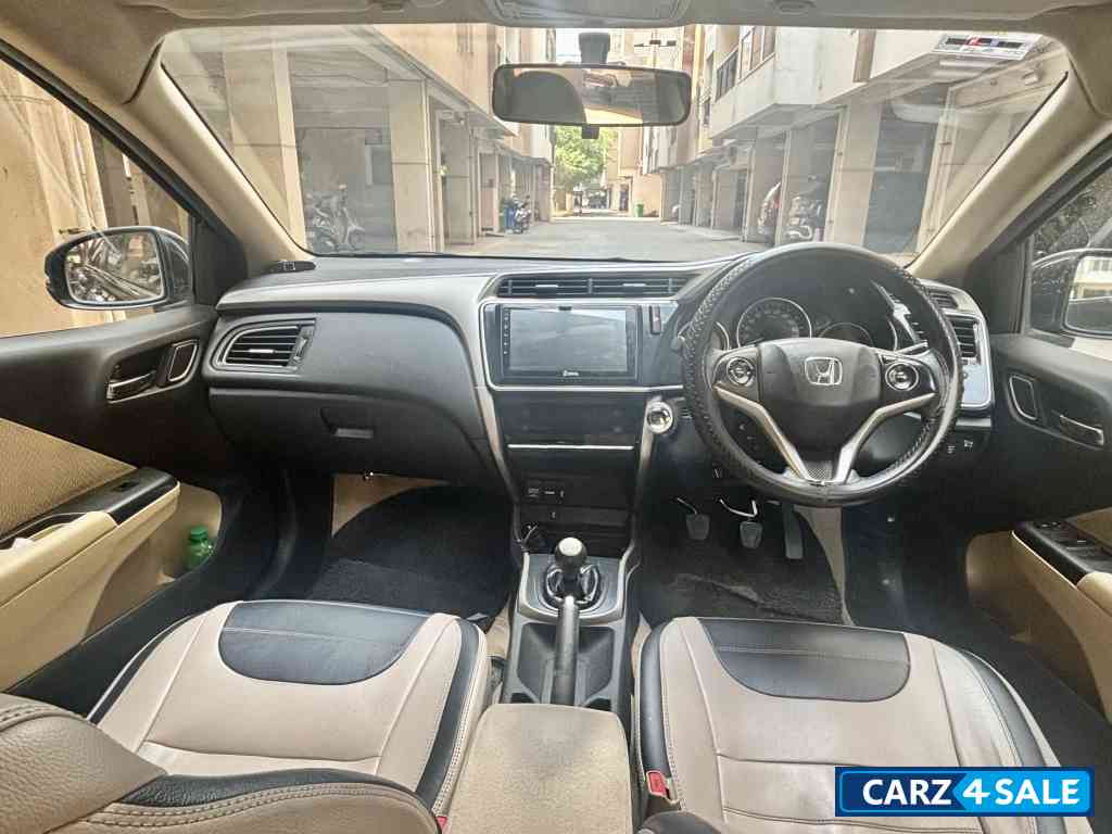 Gol Brown Honda City I-Dtec