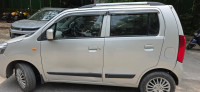 Silver Maruti Suzuki Wagon R Vxi