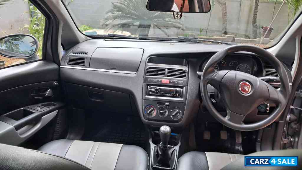 Grey Fiat Punto Active