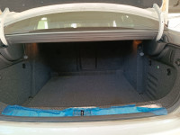 Candy White Skoda Superb Elegance 1.8 TSI MT