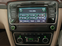 Candy White Skoda Superb Elegance 1.8 TSI MT