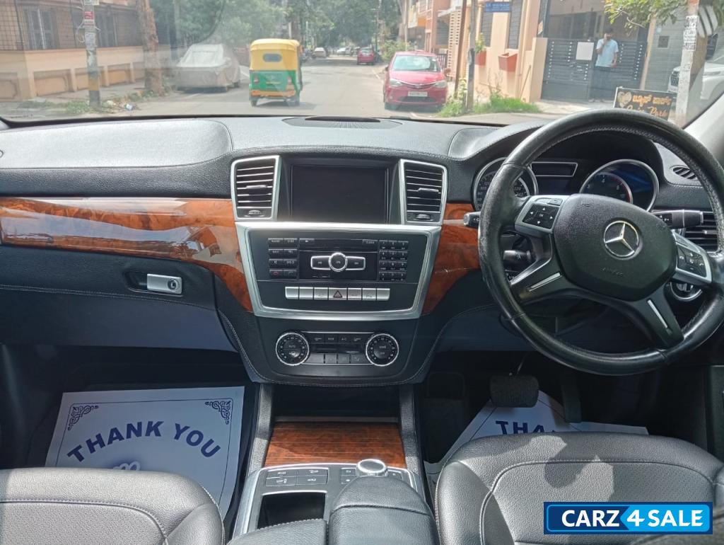 Mercedes-Benz ML-Class ML350