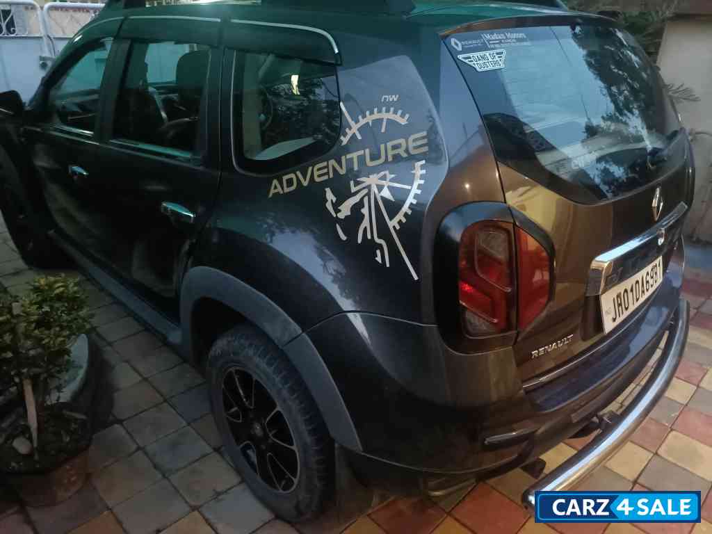 Slate Grey Renault Duster 85 PS RXS dci Diesel