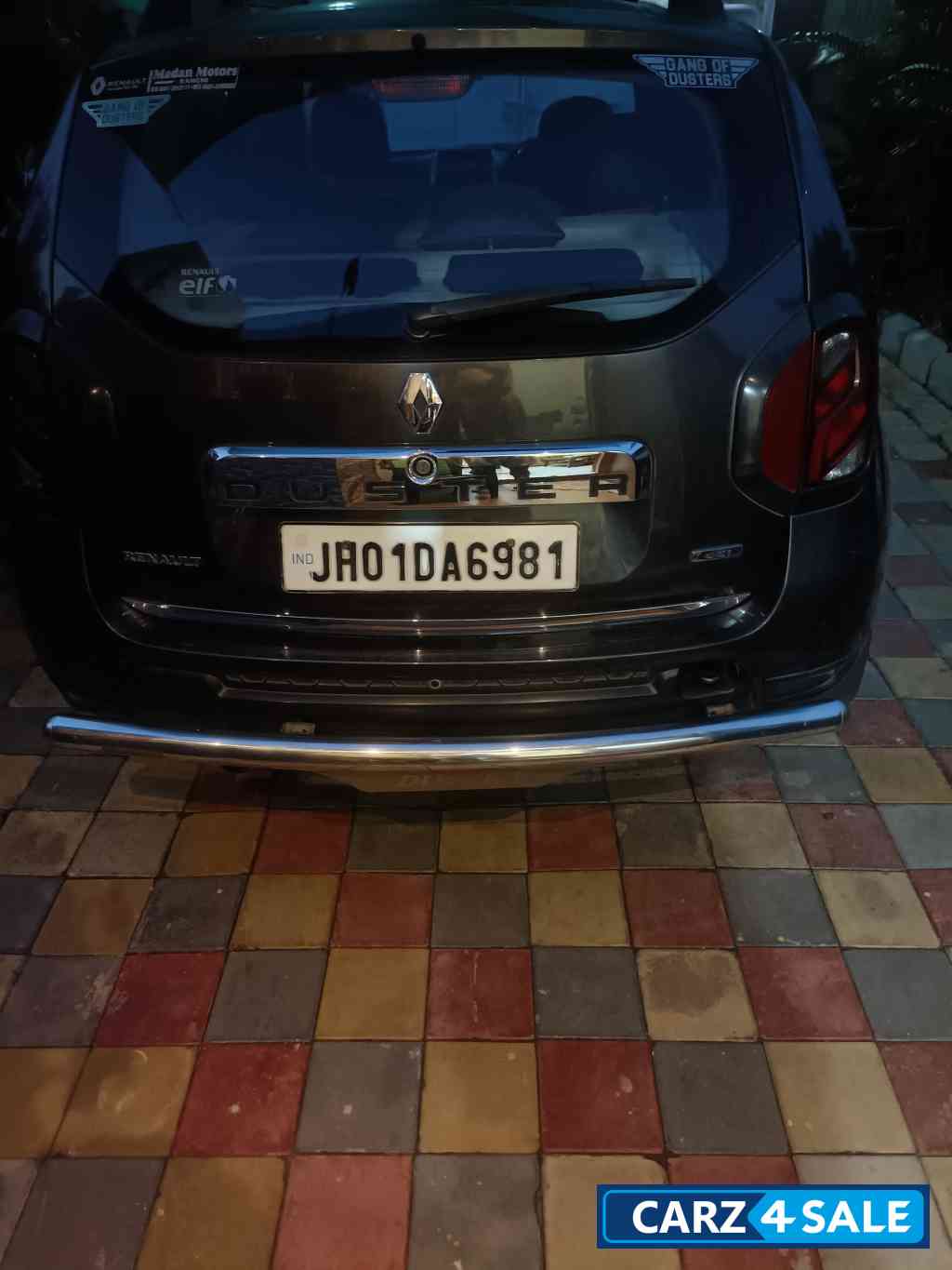 Slate Grey Renault Duster 85 PS RXS dci Diesel