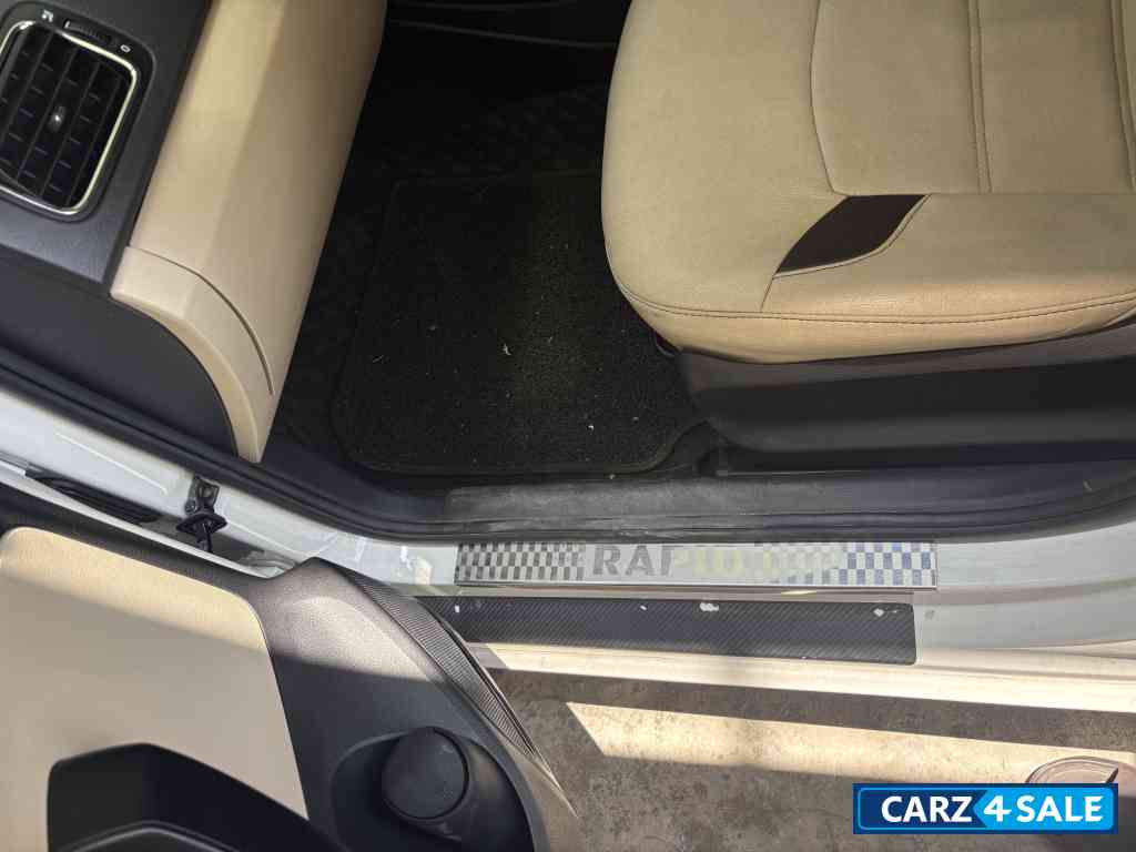 White Skoda Rapid Ambition White Skoda Rapid Ambition