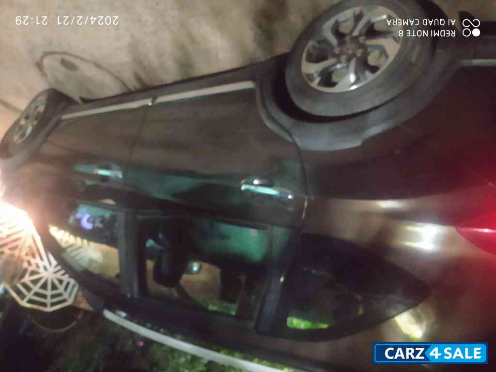 Black Honda BR-V V1.5vxmt