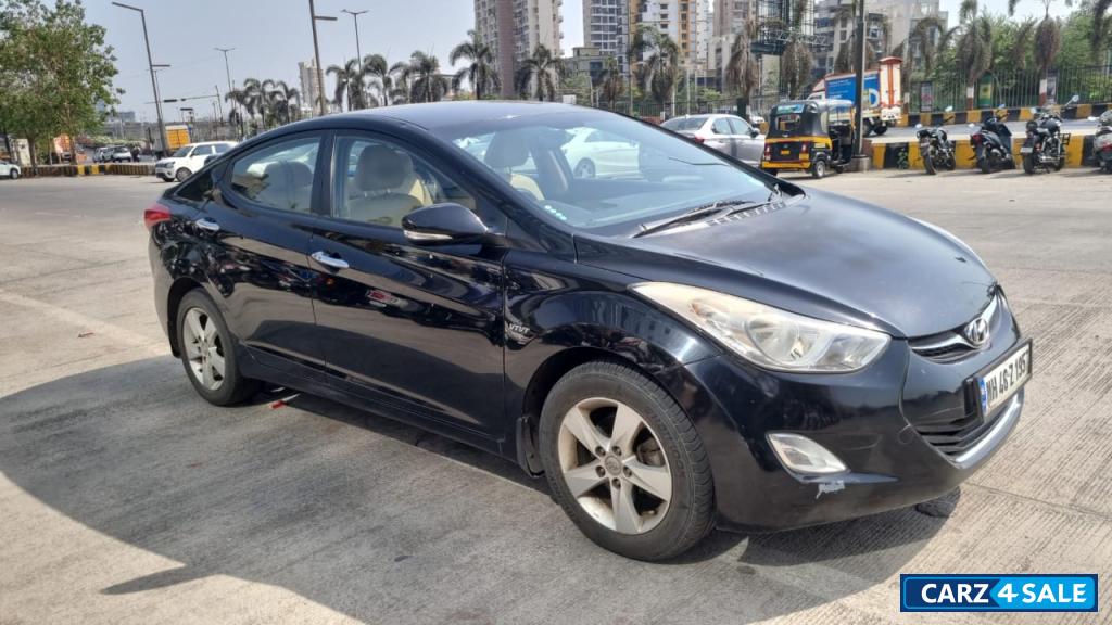 Black Hyundai Elantra VTVT