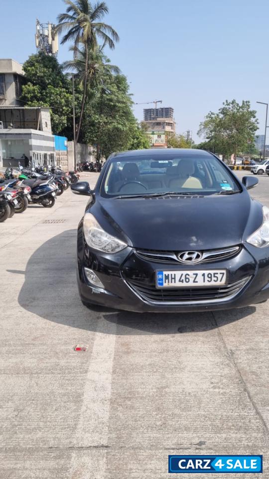 Black Hyundai Elantra VTVT