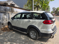 Tata Hexa XE
