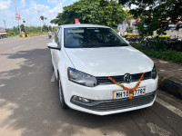 Candy White Volkswagen Polo Comfortline