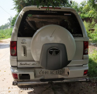Tata Safari