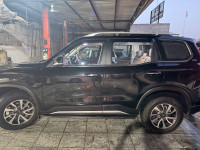 Mahindra Scorpio Z8 L Diesel At 2WD 7 Seater