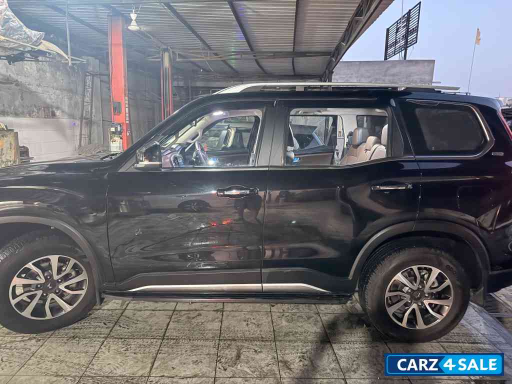 Mahindra Scorpio Z8 L Diesel At 2WD 7 Seater