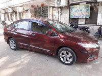 Honda City V tech