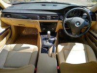 BMW  320D