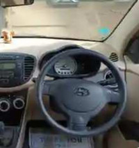 Oyster Grey Hyundai i10 Sportz