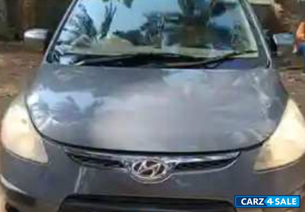 Oyster Grey Hyundai i10 Sportz