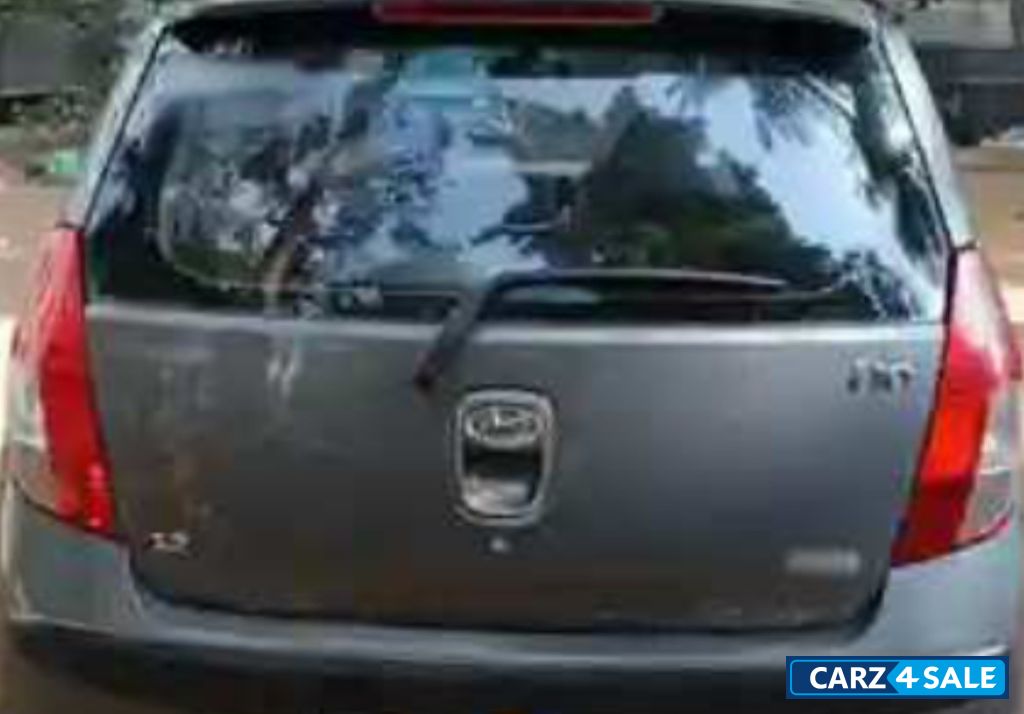 Oyster Grey Hyundai i10 Sportz