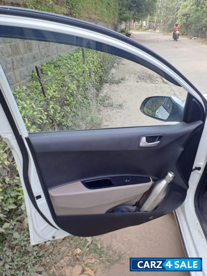 Hyundai i10 grand i10