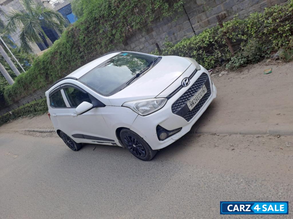 Hyundai i10 grand i10