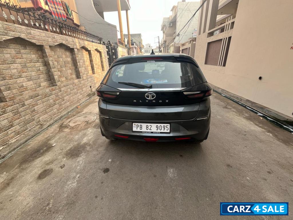 Grey Tata Altroz XZ+S 1.5RTQ BS6PH2 Grey Tata Altroz XZ+S 1.5RTQ BS6PH2