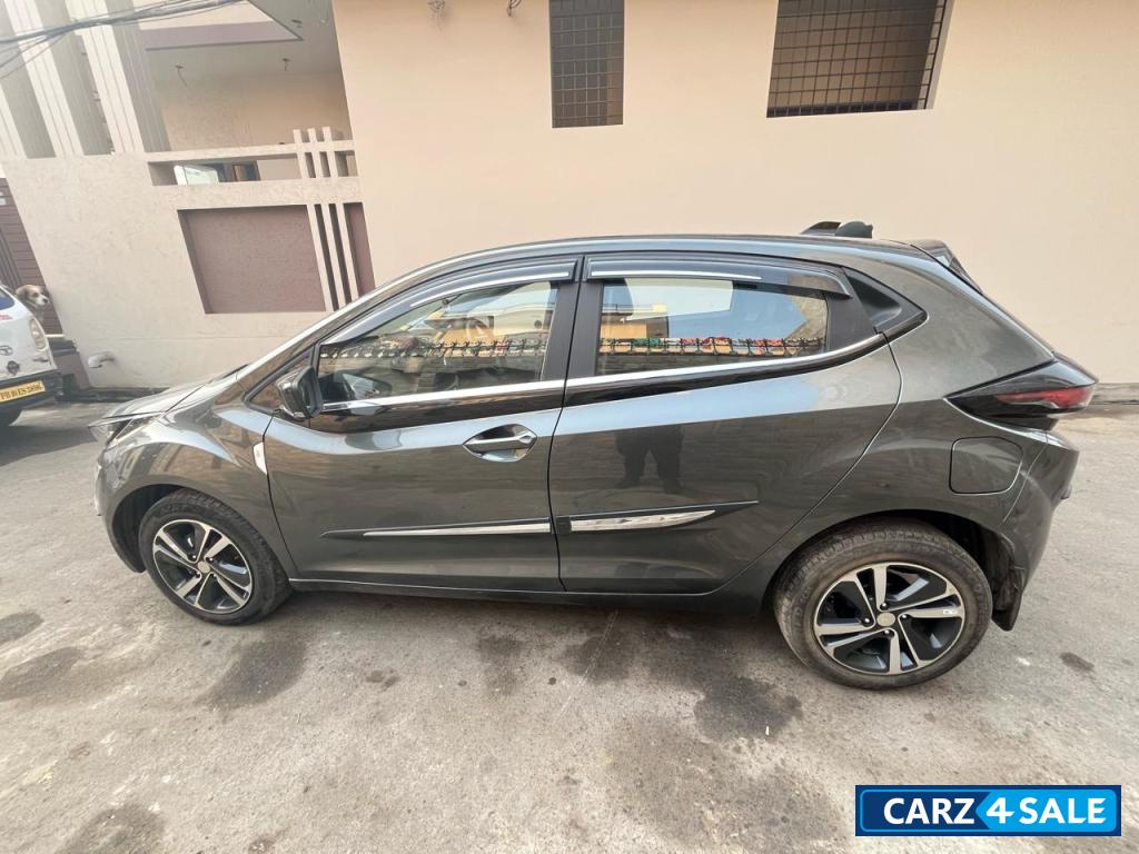 Grey Tata Altroz XZ+S 1.5RTQ BS6PH2 Grey Tata Altroz XZ+S 1.5RTQ BS6PH2