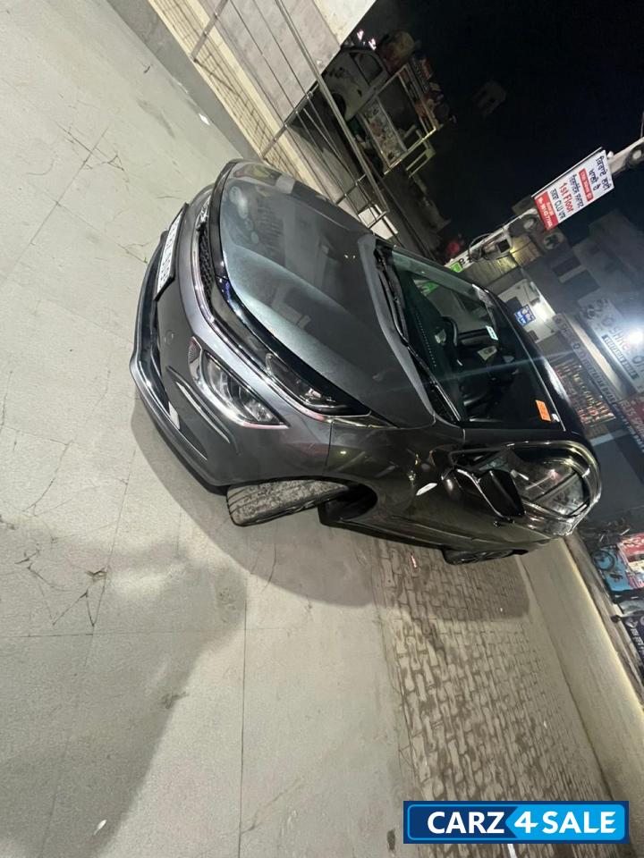 Grey Tata Altroz XZ+S 1.5RTQ BS6PH2 Grey Tata Altroz XZ+S 1.5RTQ BS6PH2