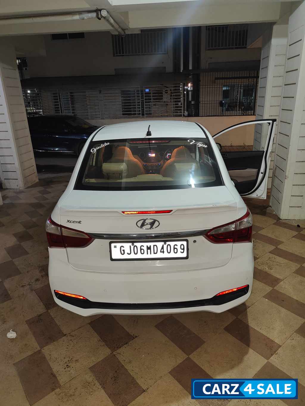 Hyundai Xcent VTVT S