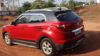 Red Hyundai Creta 1.6 SX +