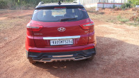 Red Hyundai Creta 1.6 SX +