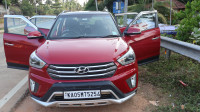 Red Hyundai Creta 1.6 SX +