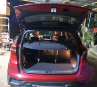 Red Hyundai Creta 1.6 SX +