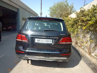 Black Mercedes-Benz GLE 250D