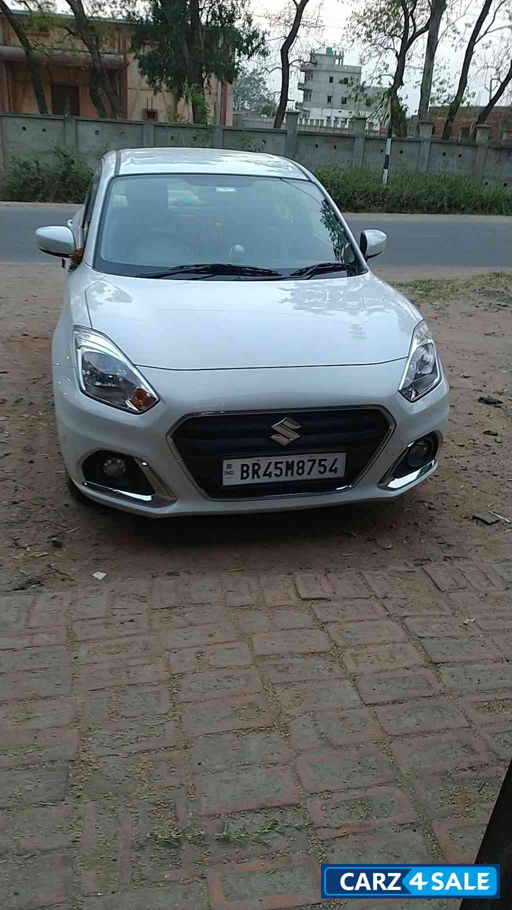Maruti Suzuki Dzire VXI