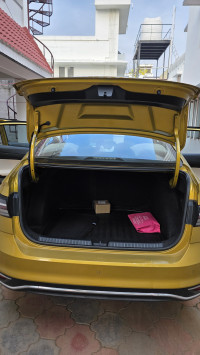 Curcuma Yellow Like Gold Volkswagen Virtus Topline tsi MT