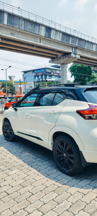 Nissan Kicks CVT turbo