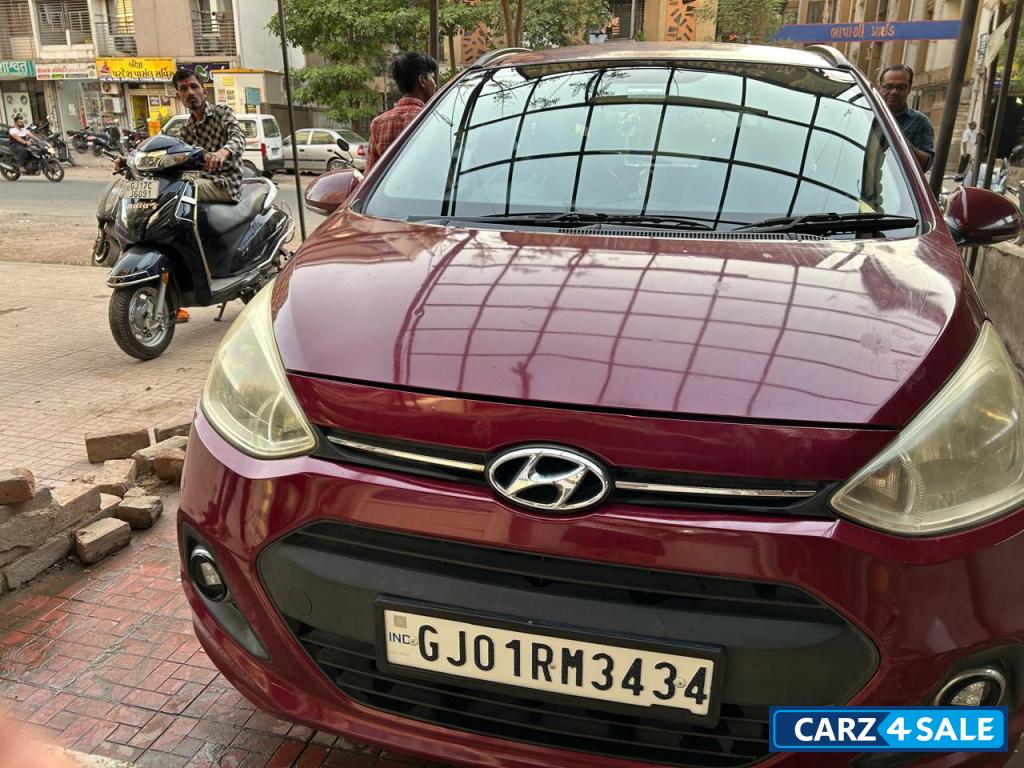 Red Wine Hyundai i10