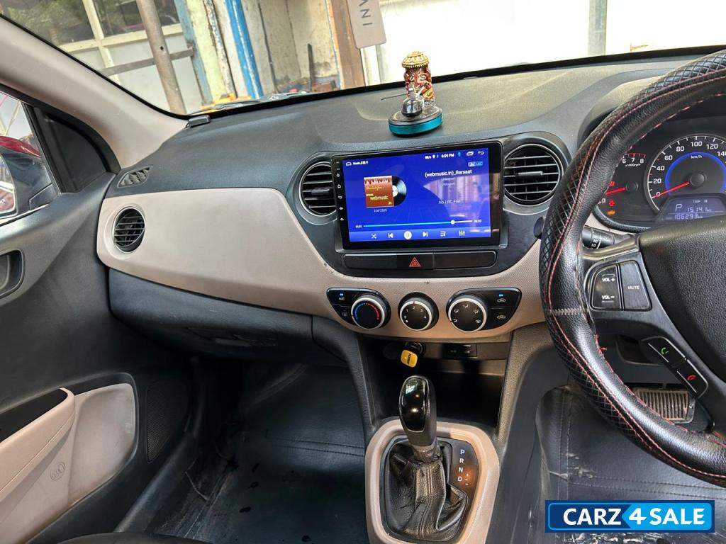 Red Wine Hyundai i10