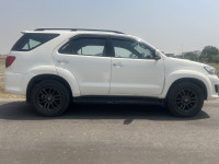 Whites Toyota Fortuner 4x4