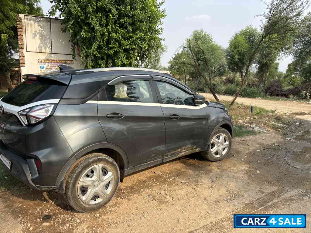 Grey Tata Nexon XMS
